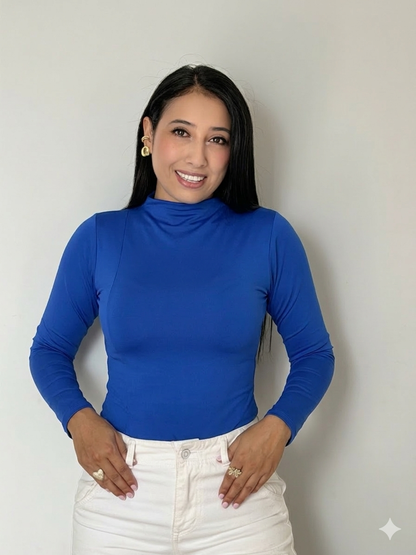 Basica cuello alto manga larga