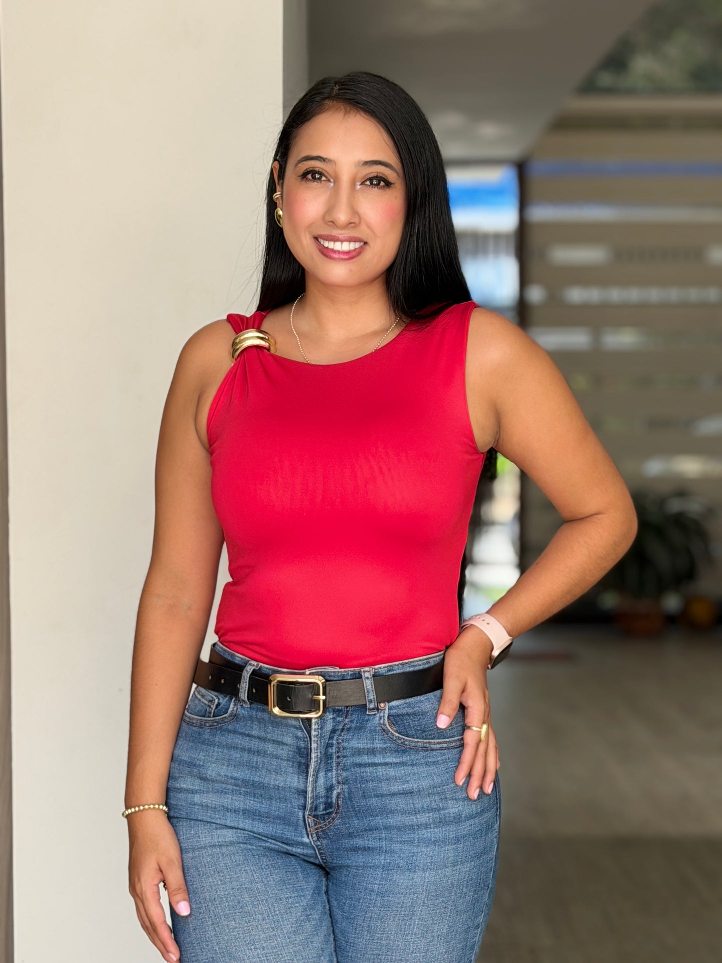 Basica clasica con herraje